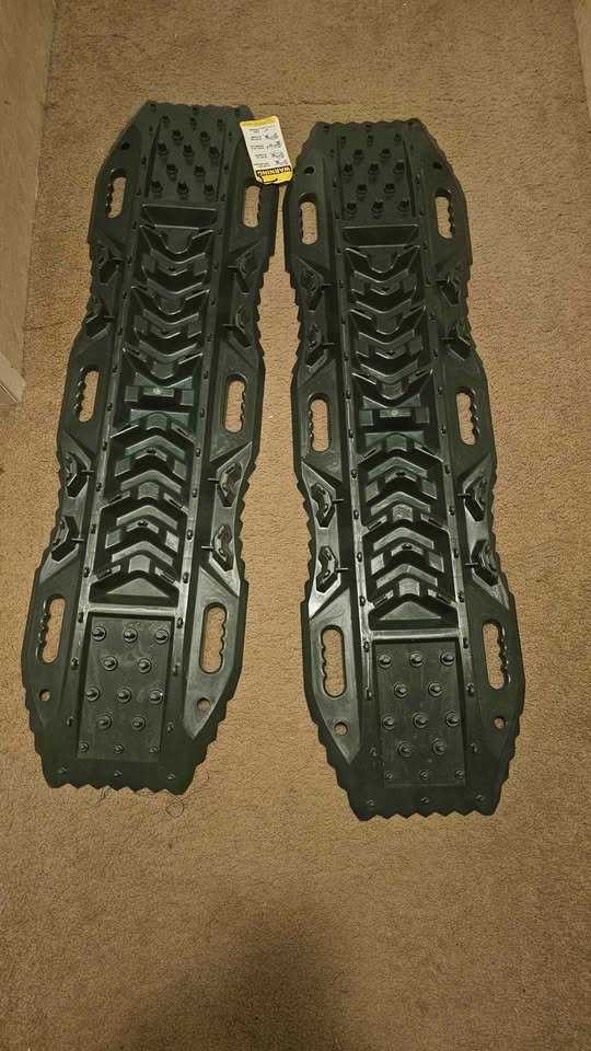 Smittybilt Traction Boards in Paulden, AZ (photo 4) — photo 4