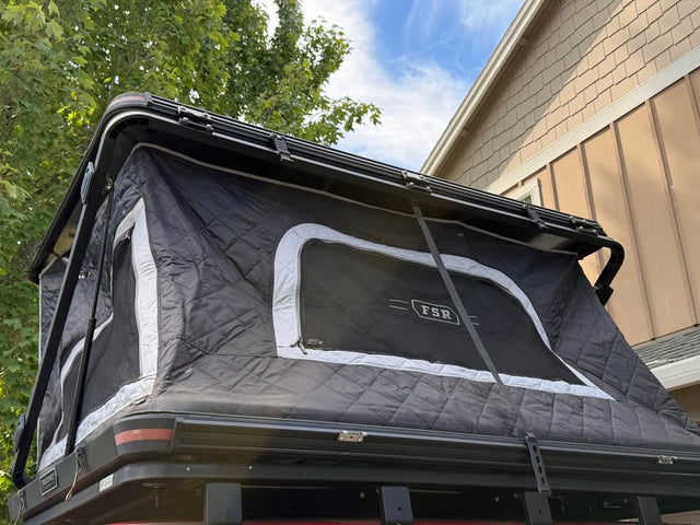 Free Spirit recreation evolution XL roof top tent — photo 2