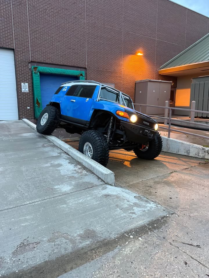 2007 Toyota FJ Cruiser in Colorado Springs, CO (photo 11)