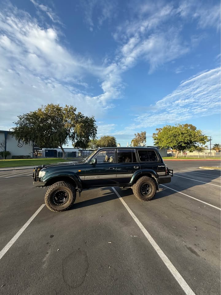 1997 Toyota Landcruiser in Costa Mesa, CA (photo 4) — photo 4