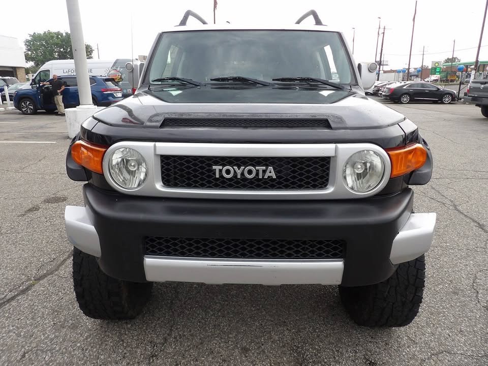 2007 Toyota FJ Cruiser in Dearborn, MI (photo 3) — photo 3