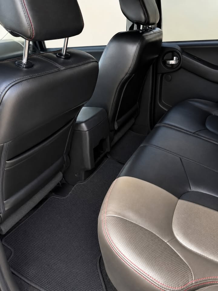 2011 Nissan Xterra Pro-4X in Denver, CO (photo 4) — photo 4