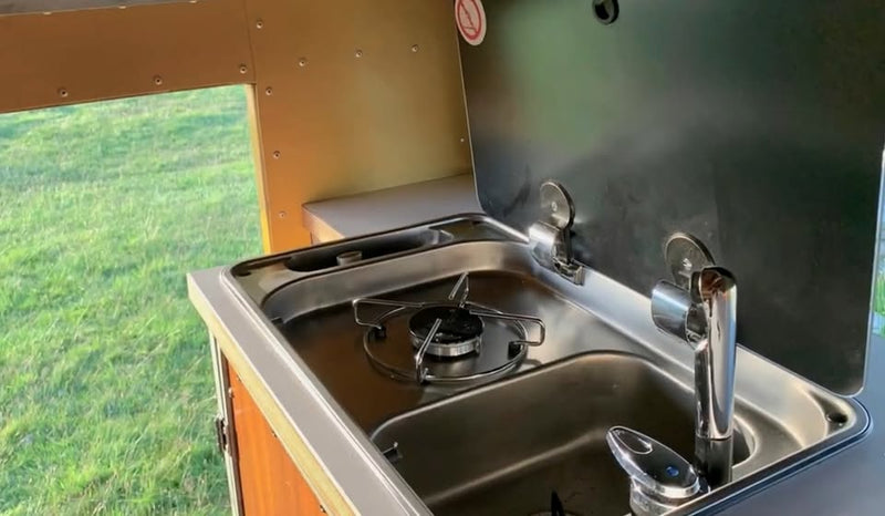 1977 Land Rover 101 military Chassis RV $109,000 RV in Austin, TX (photo 6) — photo 6