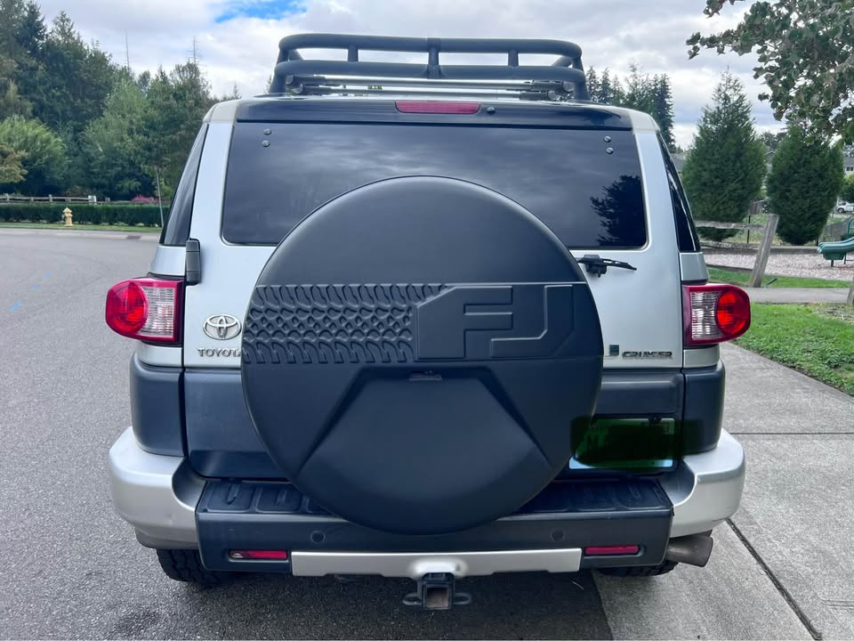 2007 Toyota FJ Cruiser · Sport Utility 2D in Federal Way, WA (photo 2) — photo 2