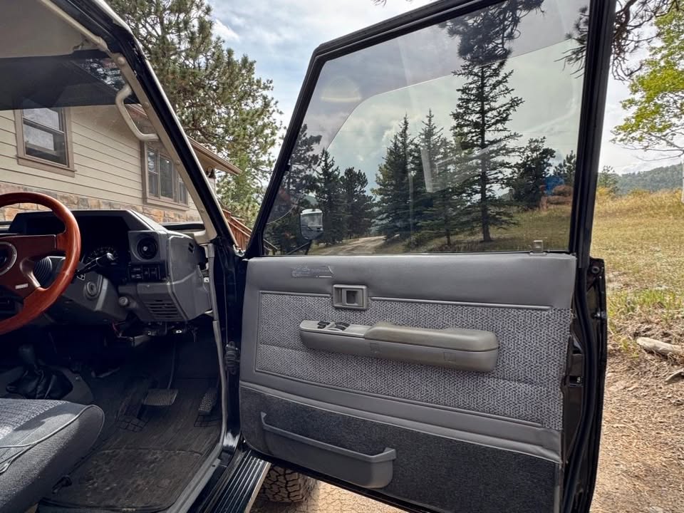 1991 Toyota Landcruiser in Golden, CO (photo 12) — photo 12