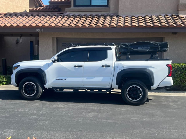 Yakima SkyRise Medium 3 person Rooftop Tent — photo 2