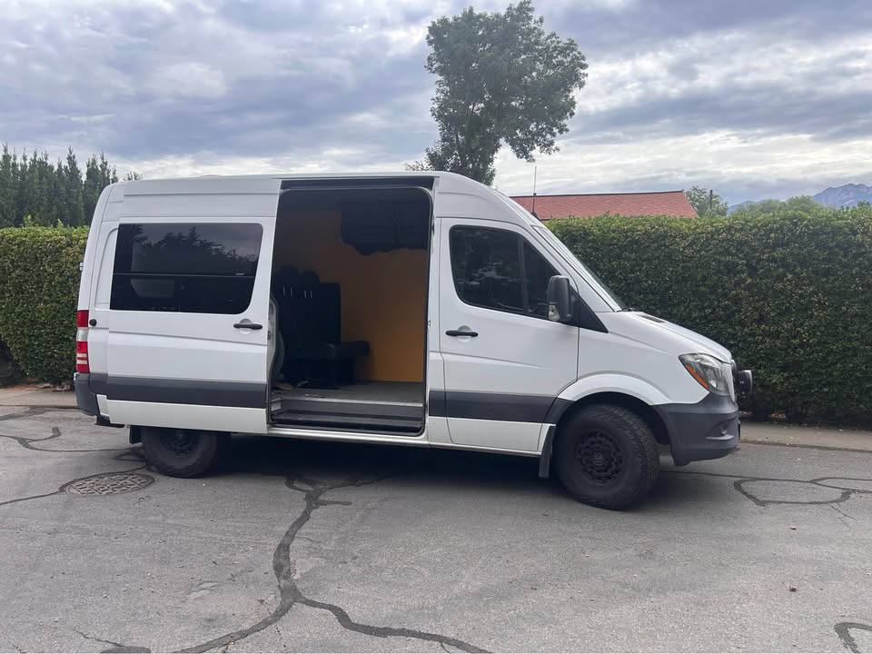 2017 Mercedes-Benz camper 50,000 miles in Salt Lake City, UT (photo 11)