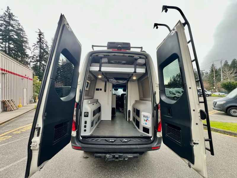2022 Mercedes Benz 4x4 winnebago revel 44e in Lynnwood, WA (photo 11) — photo 11