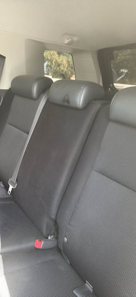 2007 Toyota FJ Cruiser · Black (photo 10) — photo 10