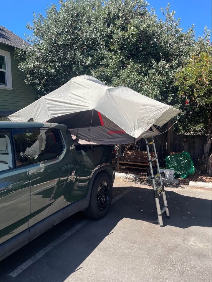 Yakima Skyrise Roof Tent in Sebastopol, CA (photo 3) — photo 3