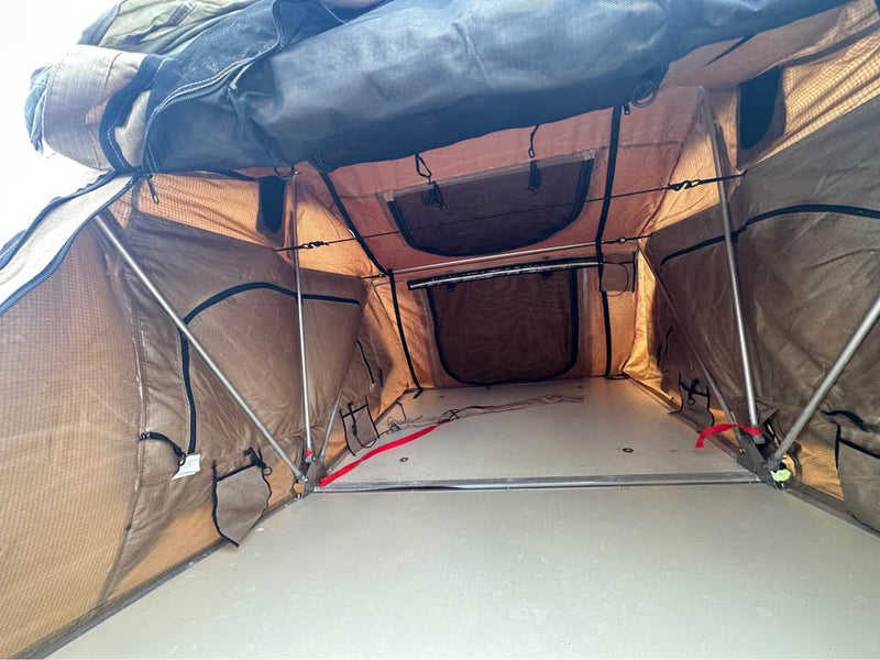 SmittyBilt Rooftop tent & room in Boerne, TX (photo 4) — photo 4
