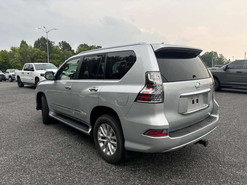 2015 Lexus GX · GX 460 Sport Utility 4D (photo 5) — photo 5