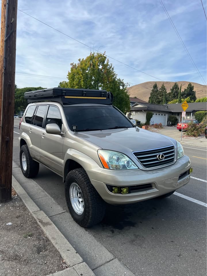 2003 Lexus GX · GX 470 Sport Utility 4D in Hayward, CA (photo 4) — photo 4
