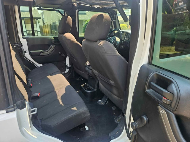 2016 Jeep Wrangler Unlimited · Sahara Sport Utility 4D — photo 3