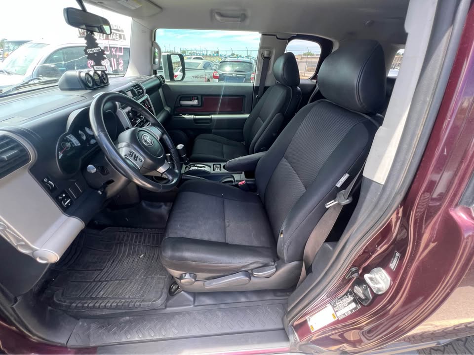 2007 Toyota FJ Cruiser · Sport Utility 2D in Albuquerque, NM (photo 9)