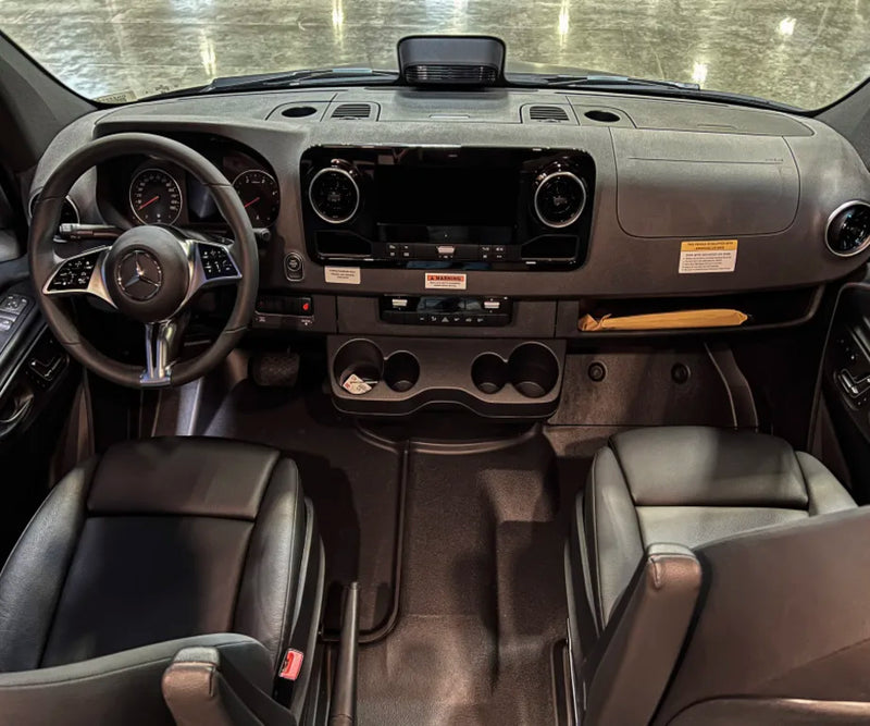 2026 Storyteller Overland CREW MODE CREW-AWD (photo 2) — photo 2