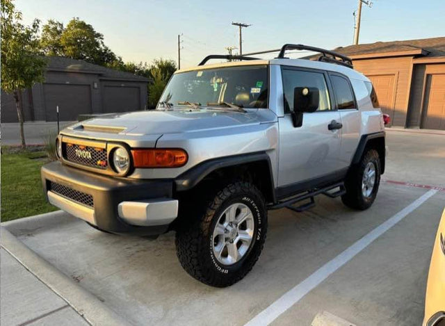 2007 Toyota FJ Cruiser · Sport Utility 2D — photo 2