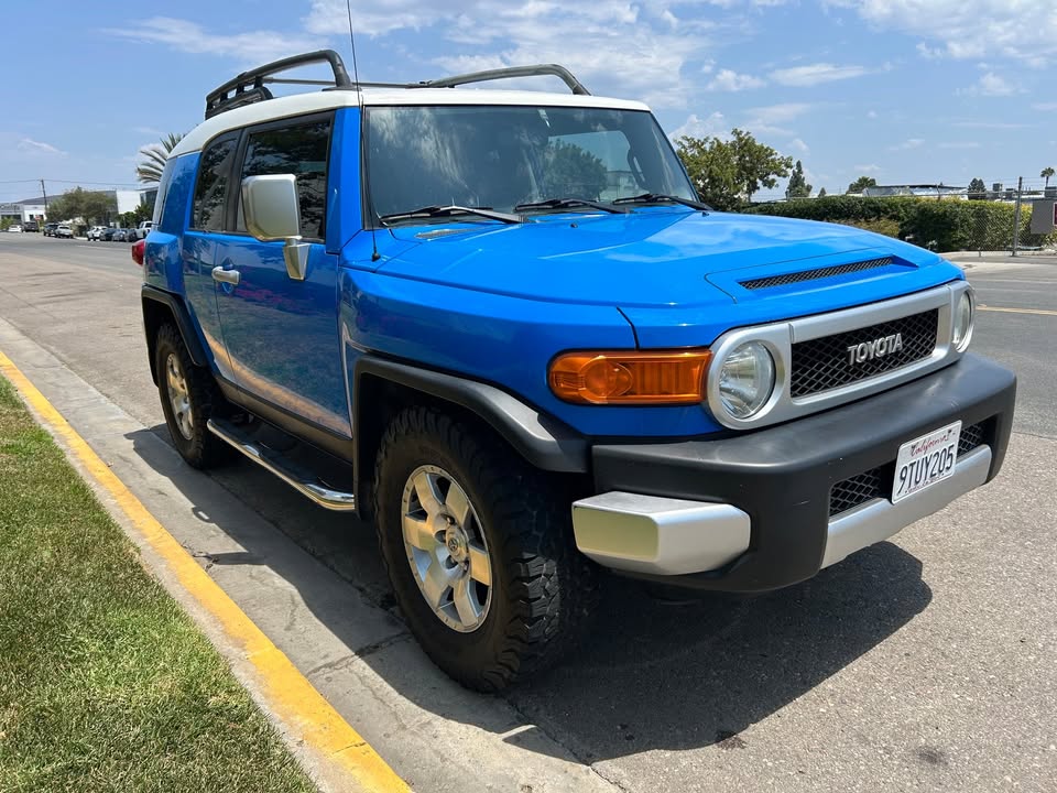2007 Toyota FJ Cruiser in San Marcos, CA (photo 6) — photo 6