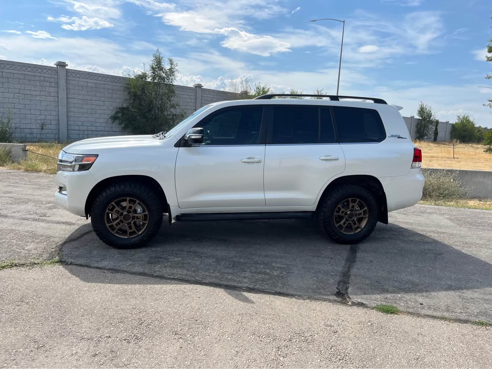 2020 Toyota Landcruiser · Heritage Edition Sport Utility 4D in Boise, ID (photo 2) — photo 2