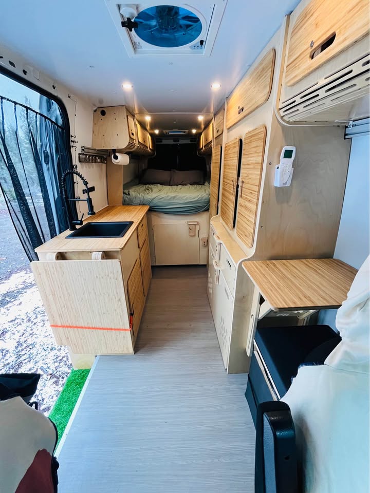 2015 Mercedes-Benz Sprinter in San Francisco, CA (photo 9)