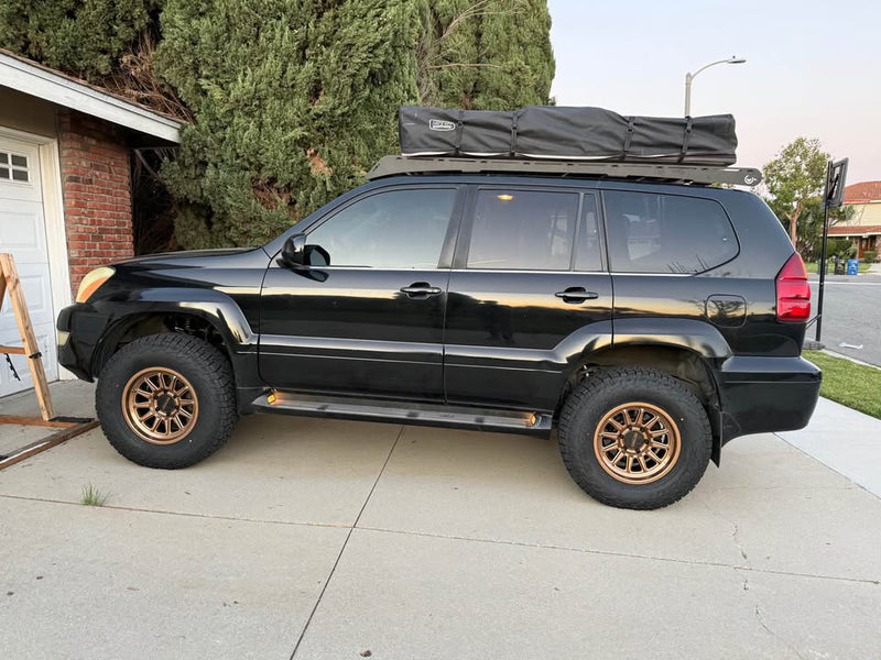 Smittybilt XL 4 Person Tent in Cerritos, CA (photo 4) — photo 4