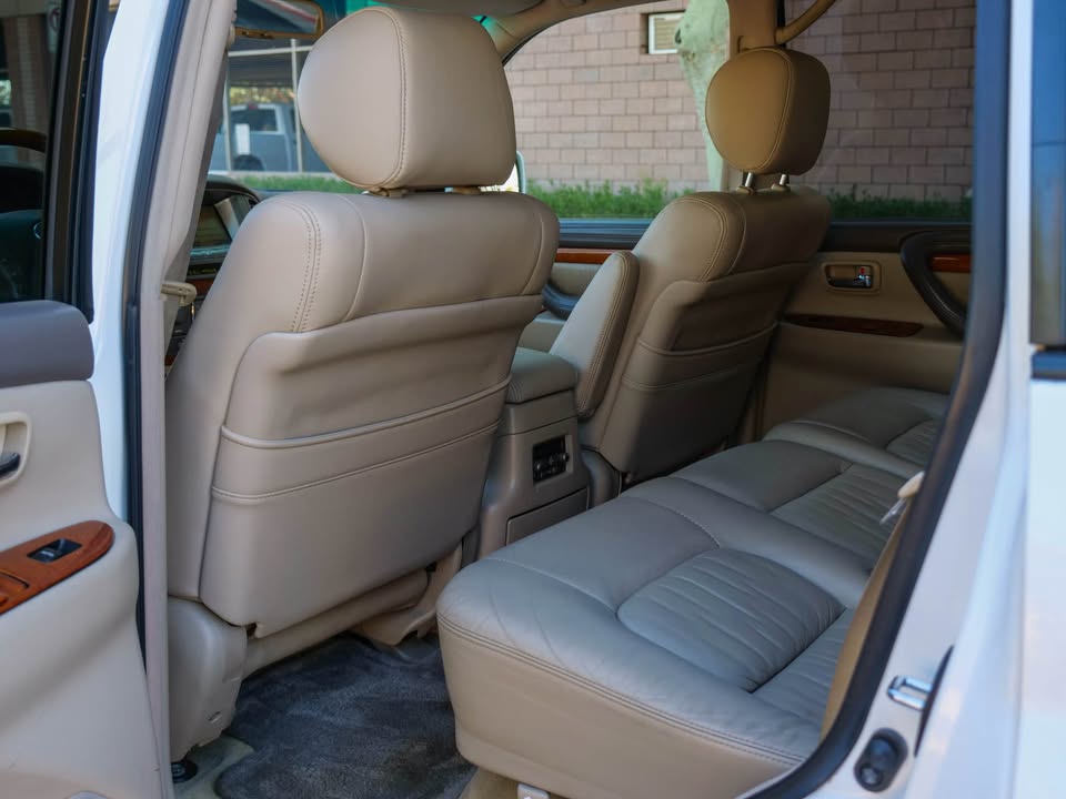 2006 Lexus LX · LX 470 Sport Utility 4D in Phoenix, AZ (photo 12) — photo 12