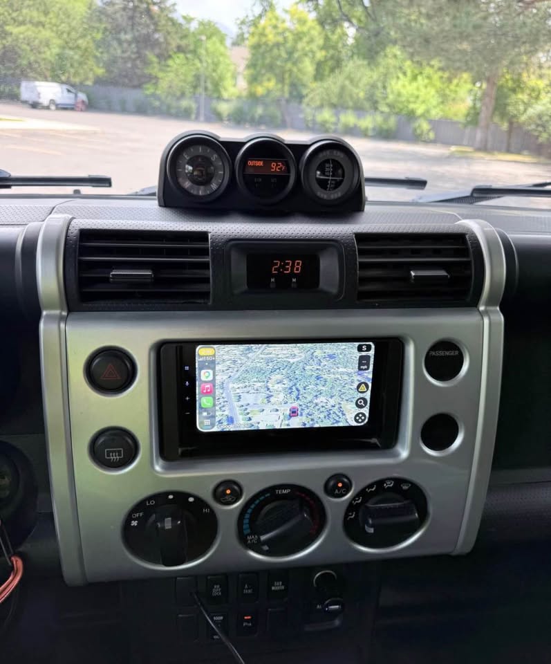 Toyota FJ Cruiser in Holladay, UT (photo 10) — photo 10