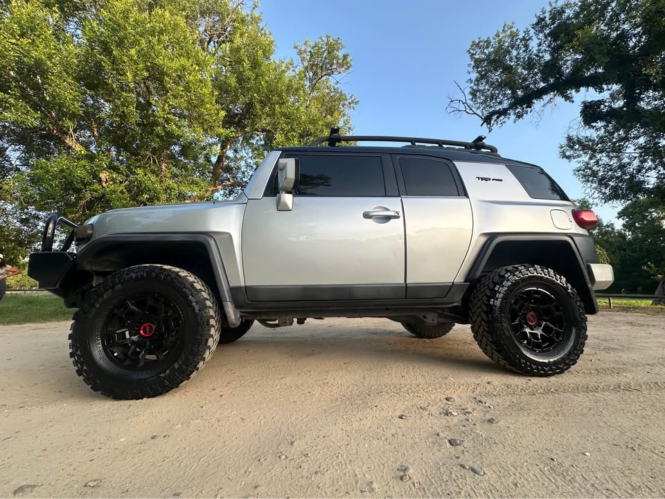 2007 Toyota FJ Cruiser · Sport Utility 2D in Victoria, TX (photo 5) — photo 5
