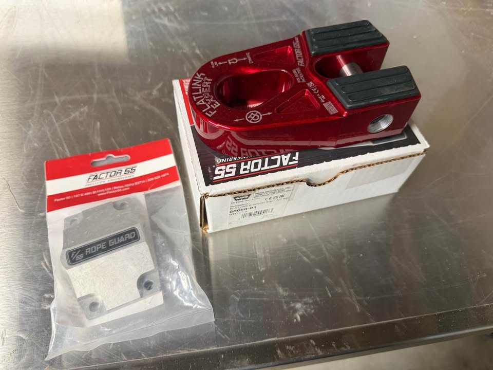 Factor 55 FLATLINK E (EXPERT) winch hook in Kirkland, WA (photo 3) — photo 3