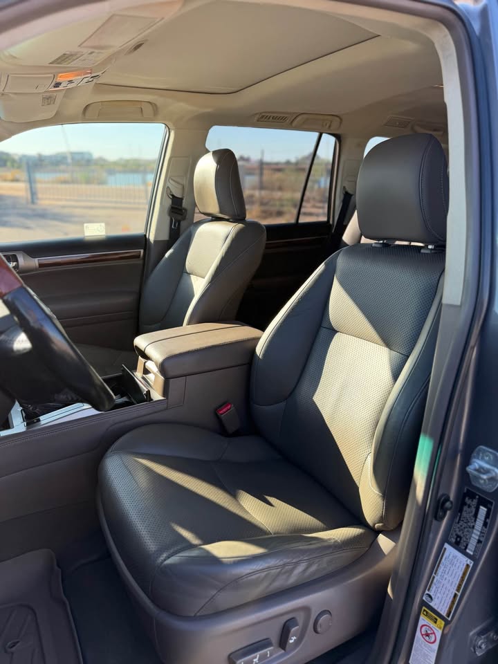 2010 Lexus GX · GX 460 Premium Sport Utility 4D in Tempe, AZ (photo 7) — photo 7