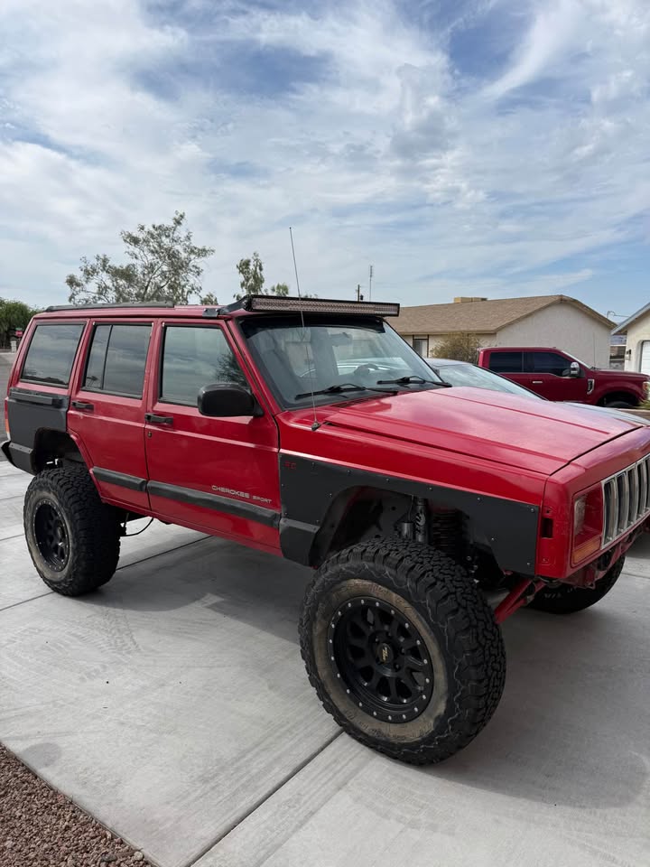 2001 Jeep Cherokee · Sport Utility 4D in Lake Havasu City, AZ (photo 3) — photo 3