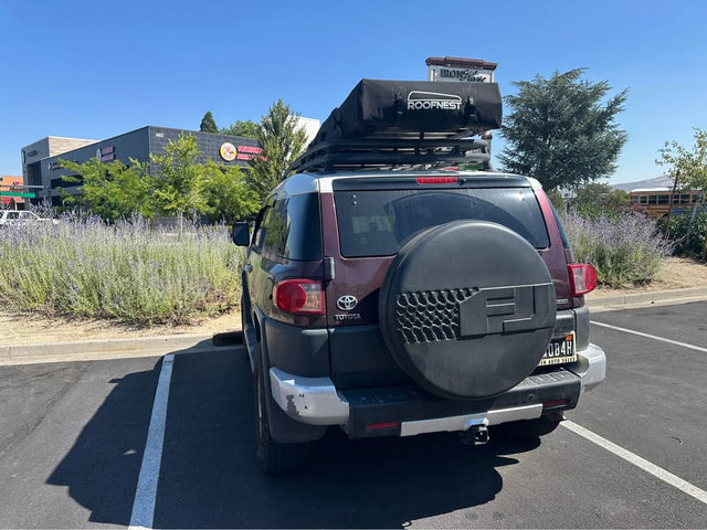 2007 Toyota FJ Cruiser · Sport Utility 2D — photo 2