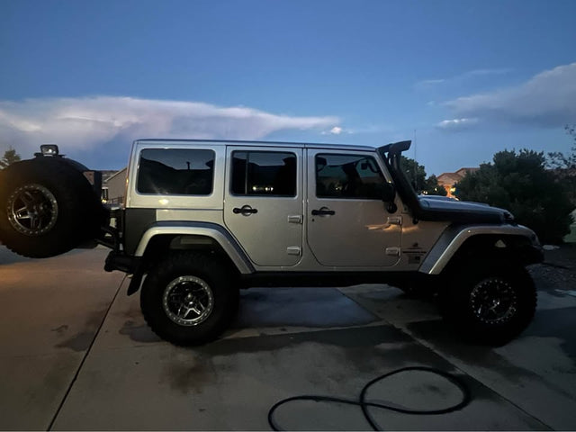 2014 Jeep Wrangler Unlimited · Rubicon Recon (JK) Sport Utility 4D — photo 2