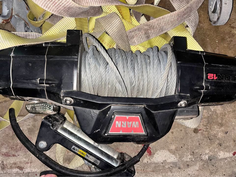 Warn winch 12,000 lbs in Conroe, TX (photo 1) — photo 1