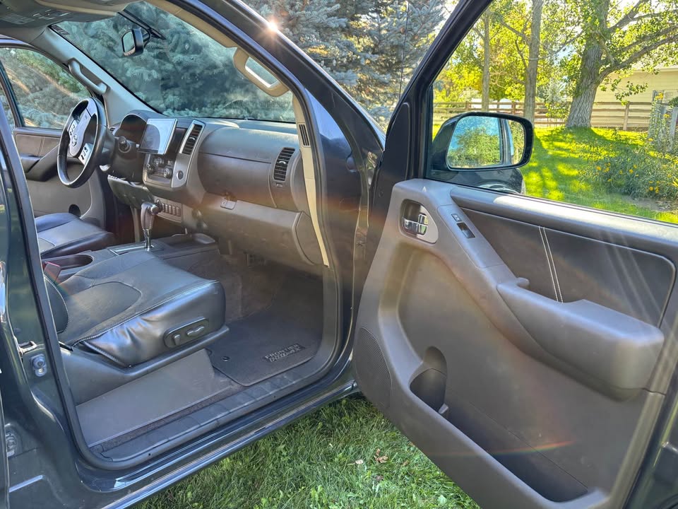 2014 Nissan Frontier · PRO-4X Pickup 4D 5 ft in Minden, NV (photo 8) — photo 8