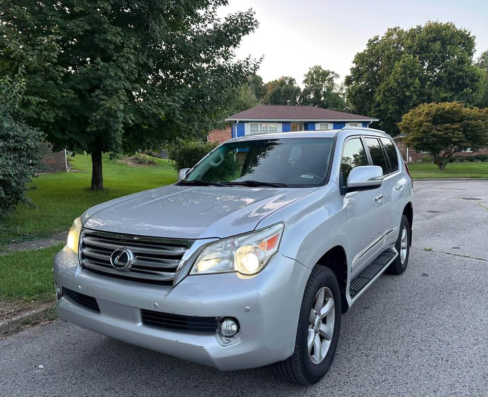 2013 Lexus GX · GX 460 Premium Sport Utility 4D in Lexington, KY (photo 1)