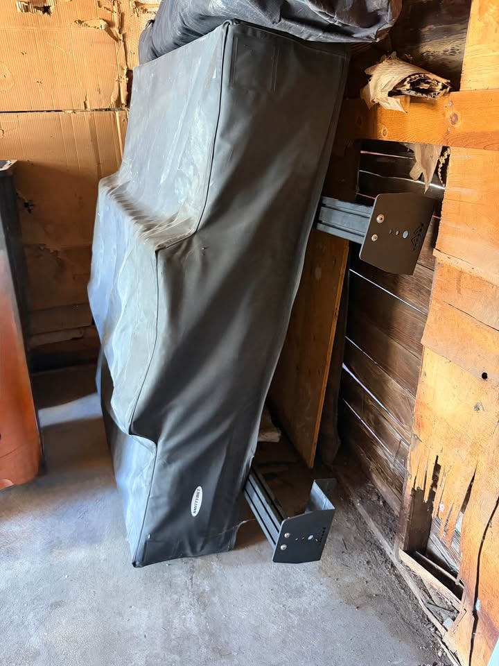 Smittybilt Roof Top Tent & KB VooDoo Billy Bars in Salt Lake City, UT (photo 4) — photo 4