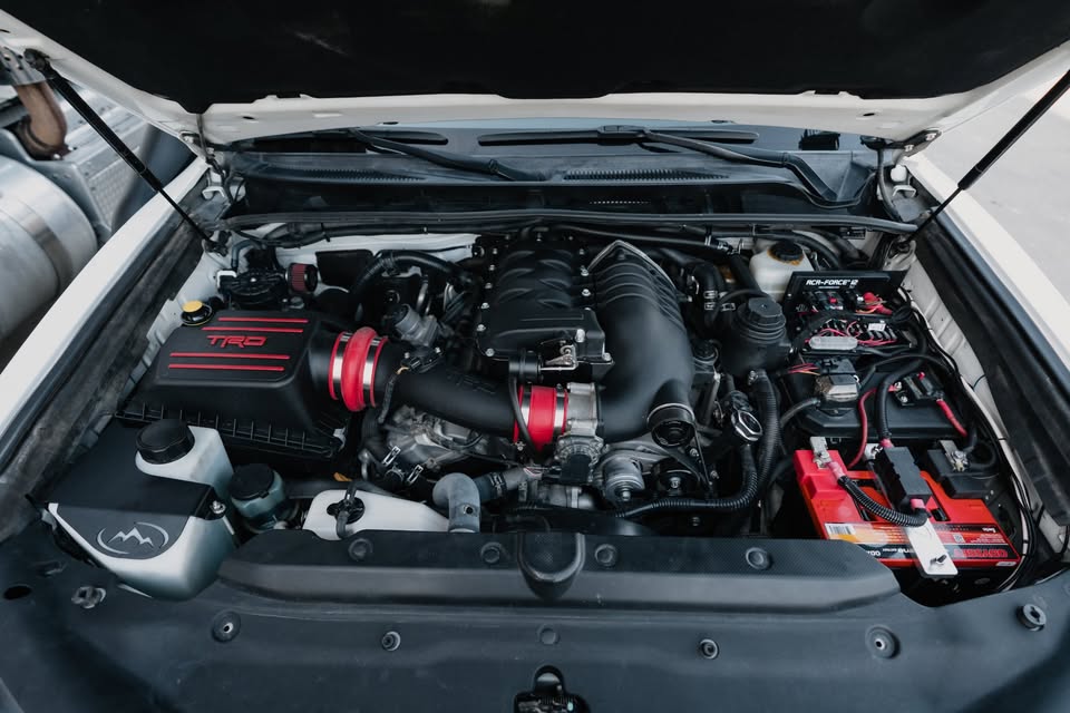 2016 Toyota 4Runner · Trail Premium Sport Utility 4D in Fountain Valley, CA (photo 4) — photo 4