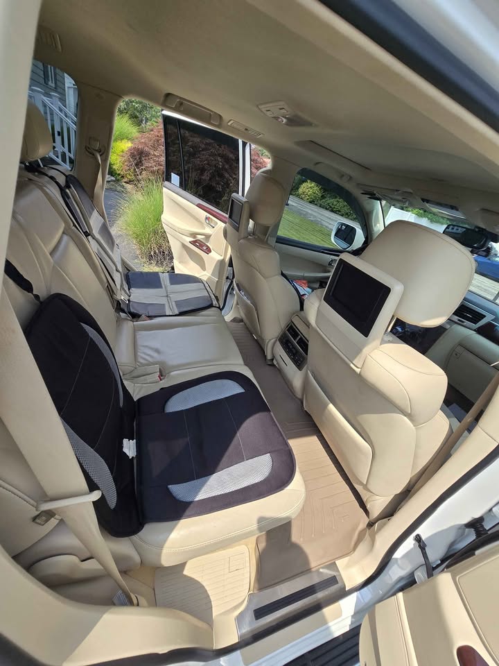 2013 Lexus LX · LX 570 Sport Utility 4D in Shirley, NY (photo 6) — photo 6