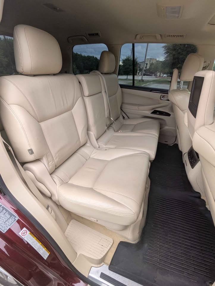2013 Lexus LX 570 in Austin, TX (photo 12)