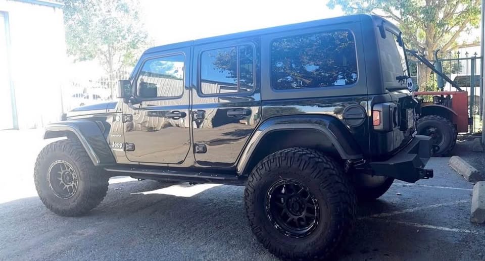 2018 JEEP WRANGLER UNLIMITED SAHARA JL — BUILT, DIALED & TRAIL-READY in Citrus Heights, CA (photo 2) — photo 2