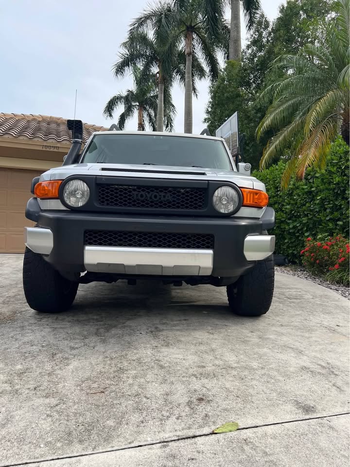 2007 Toyota FJ Cruiser · Sport Utility 2D (photo 12) — photo 12
