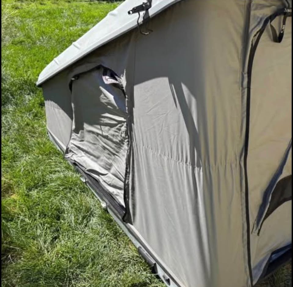 James Baroud Space EVO Rooftop Tent No Condensation Issues RTT Hardshell in Post Falls, ID (photo 4) — photo 4