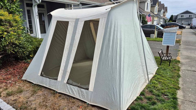 Springbar Traveler 10x10 canvas tent, cots, etc — photo 2