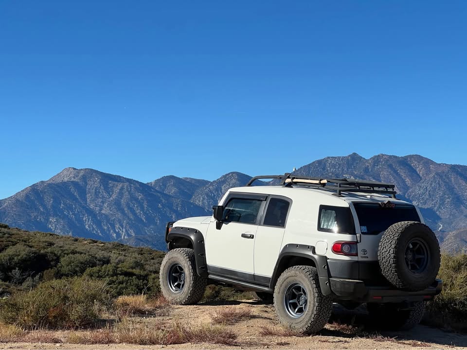 2012 Toyota FJ Cruiser · Sport Utility 2D in Fullerton, CA (photo 3) — photo 3
