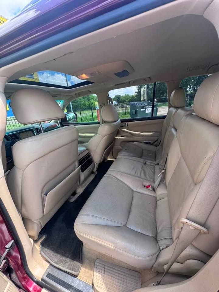 2009 Lexus LX · LX 570 Sport Utility 4D in Del Valle, TX (photo 6) — photo 6