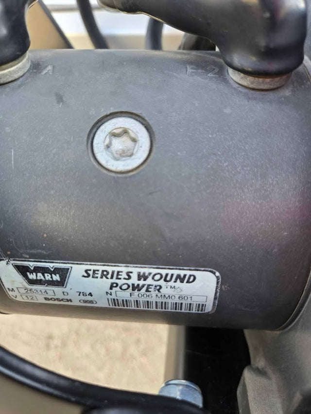 8k Warn Winch with Hitch mount — photo 3
