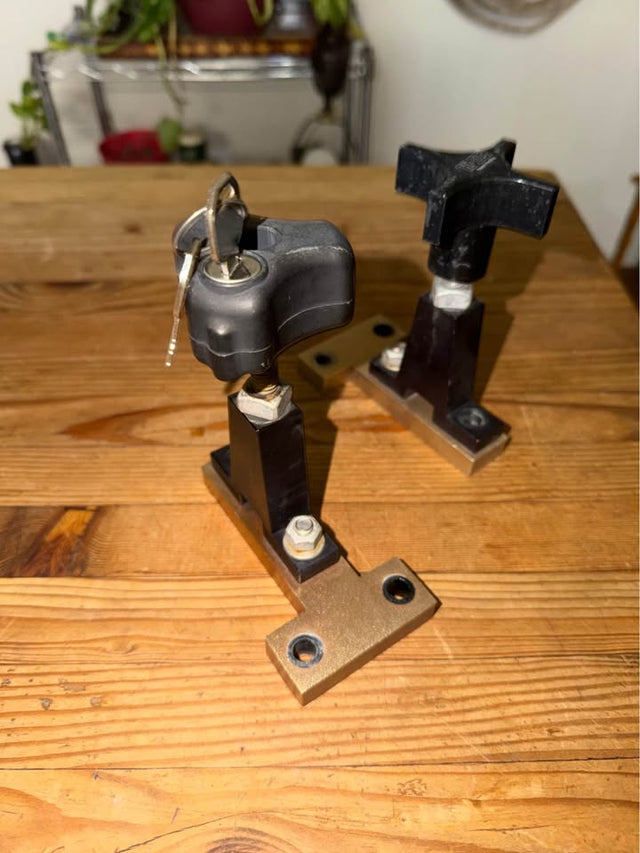 Hi-lift jack and hood mounts — photo 2
