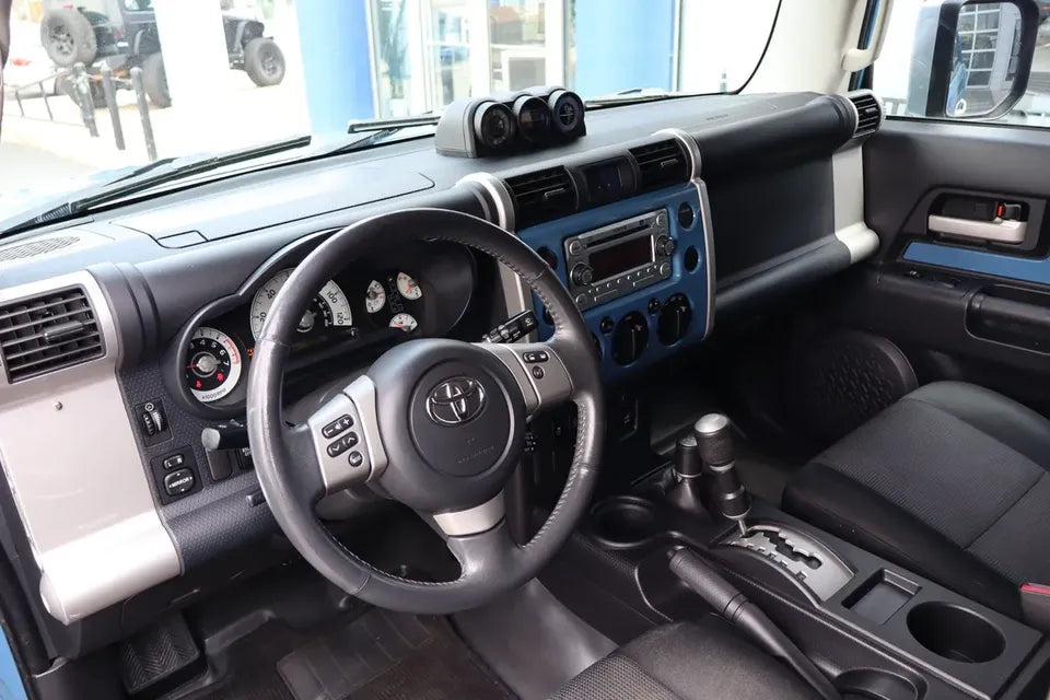 2011 Toyota FJ Cruiser in Aurora, CO (photo 10) — photo 10