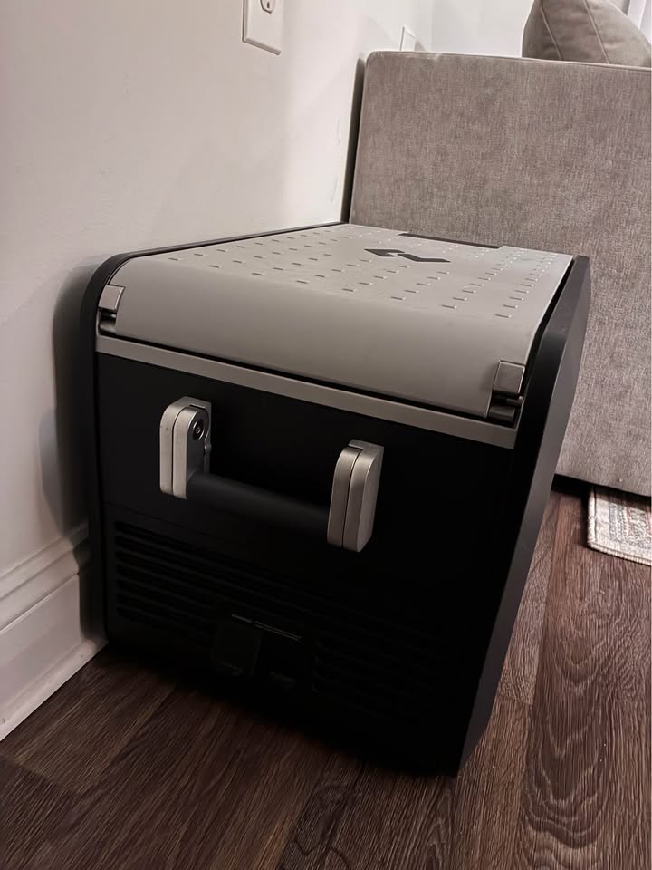 Dometic Cooler (photo 2) — photo 2
